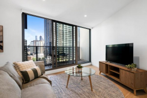 City Center Apt with Separate Office and Lovely Views